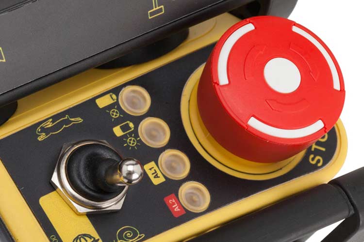 Sistemi Comando Macchine En Iso