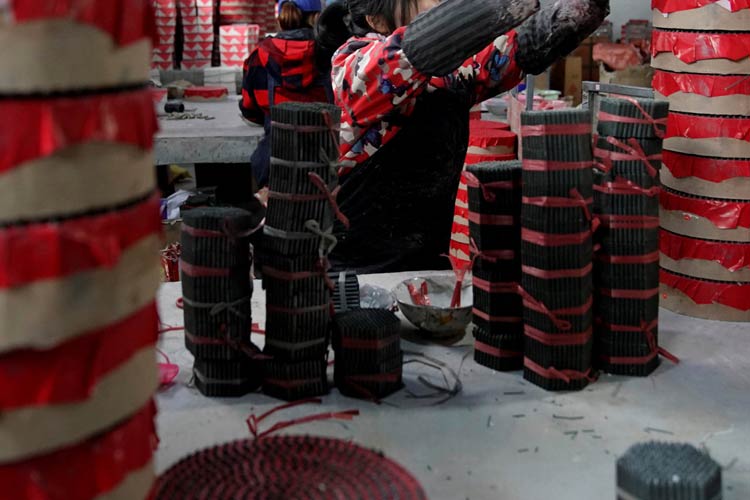 Sicuro Magazine Infortuni Fabbrica Prodotti Pirotecnici