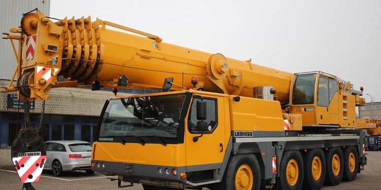 Apparecchi sollevamento materiali autogru