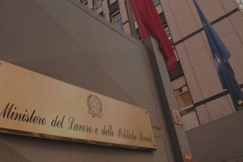 Formazione in presenza: per il ministero del lavoro si può fare…… però