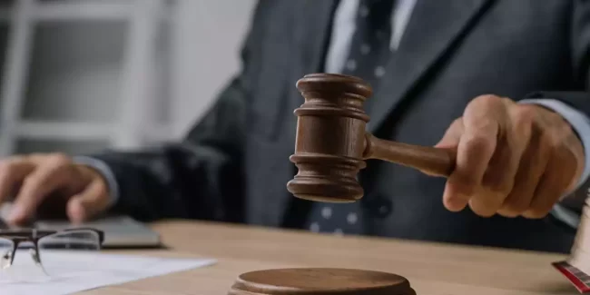 Datore di lavoro non colpevole se l’evento è conseguenza dell’imperizia del consulente